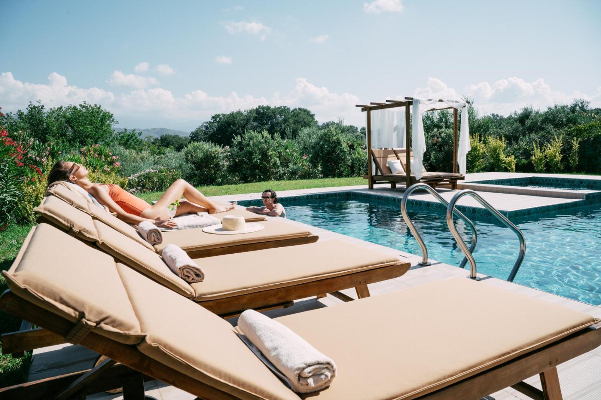 Olvini Villa Galatas  Bagian luar foto